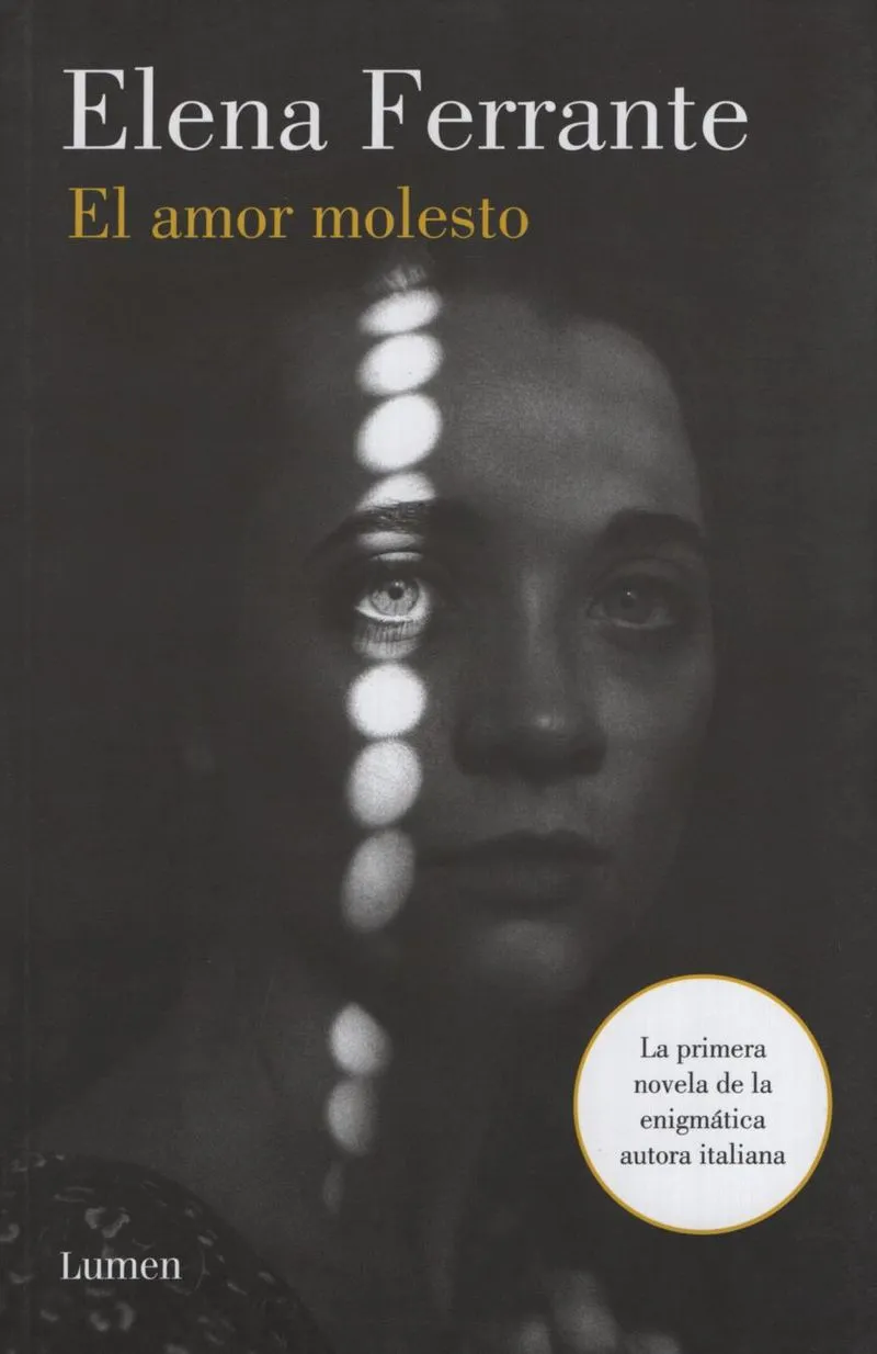 Portada: EL AMOR MOLESTO